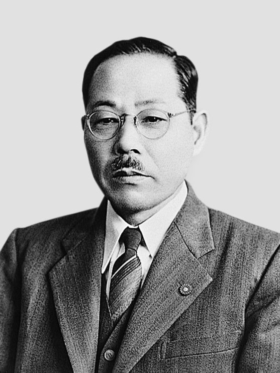 真下 英蔵